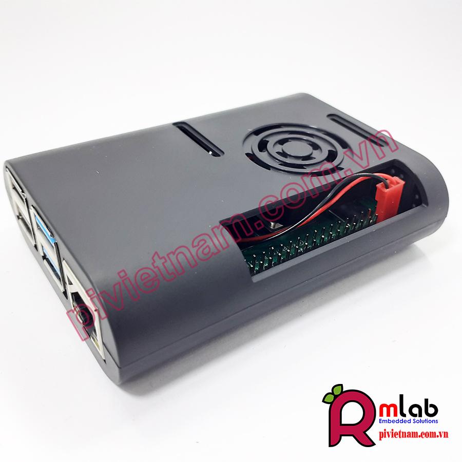 Vỏ hộp nhựa màu đen có quạt tản nhiệt dành cho Raspberry Pi 4 Model B (SP30)